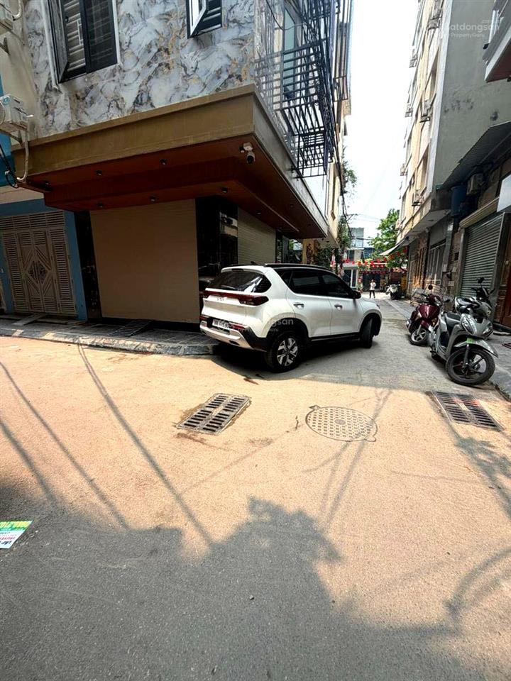 Bán nhà phố kim đồng phân lô ôtô tránh vào nhà dừng đỗ ngày đêm 45m2 *7 tầng thang máy, 17,9 tỷ