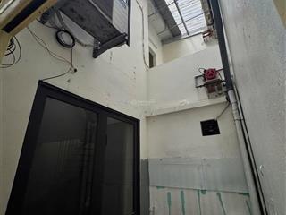 Cho thuê nr 2pn, 1wc, 25m2 giá tốt tại chùa quỳnh, p bạch mai, hà nội