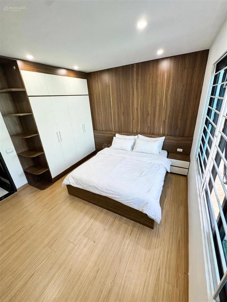 Tứ hiệp  thanh trì nhà đẹp mới 5tầng ở ngay  ngõ nông thoáng  full nội thất công năng tiện ích