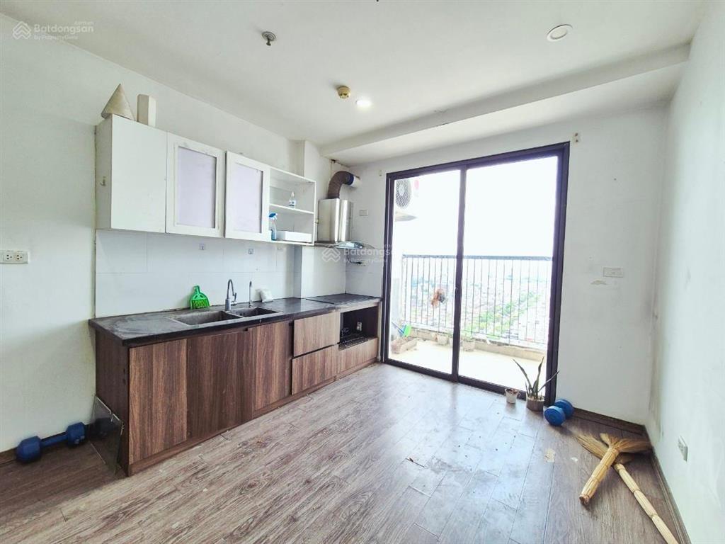 Bán nổi bật căn góc 75m2 full nội thất cao cấp view mặt đường tam trinh ở ngay