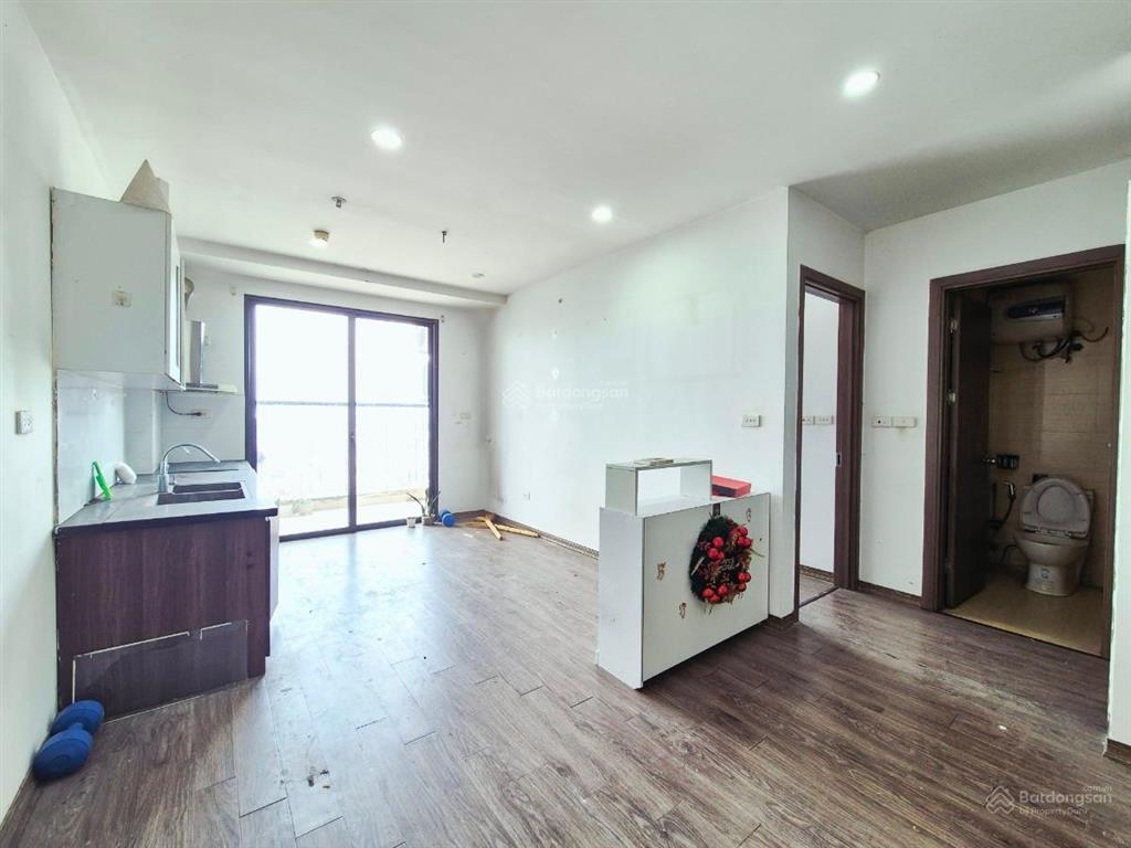 Bán nổi bật căn góc 75m2 full nội thất cao cấp view mặt đường tam trinh ở ngay