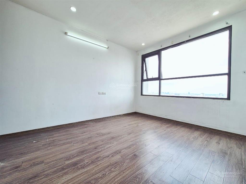 Bán nổi bật căn góc 75m2 full nội thất cao cấp view mặt đường tam trinh ở ngay