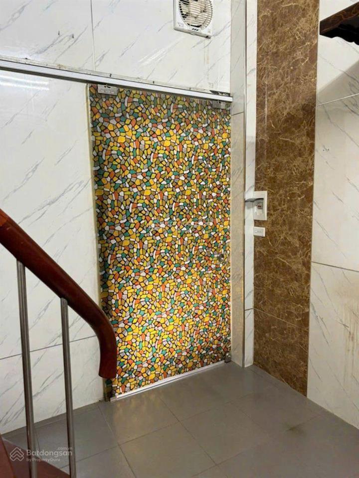 Cho thuê nhà riêng tại hàng vải, 8 triệu, 20m2, 2pn, 1wc, uy tín, giá cực chất