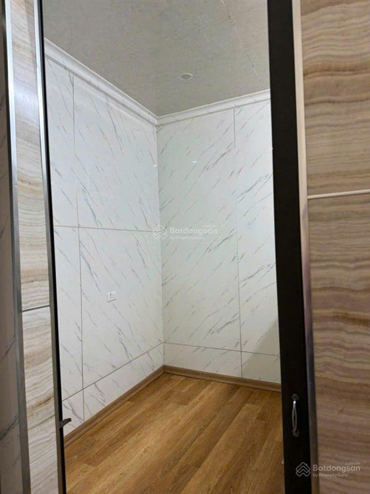 Cho thuê nhà riêng tại hàng vải, 8 triệu, 20m2, 2pn, 1wc, uy tín, giá cực chất