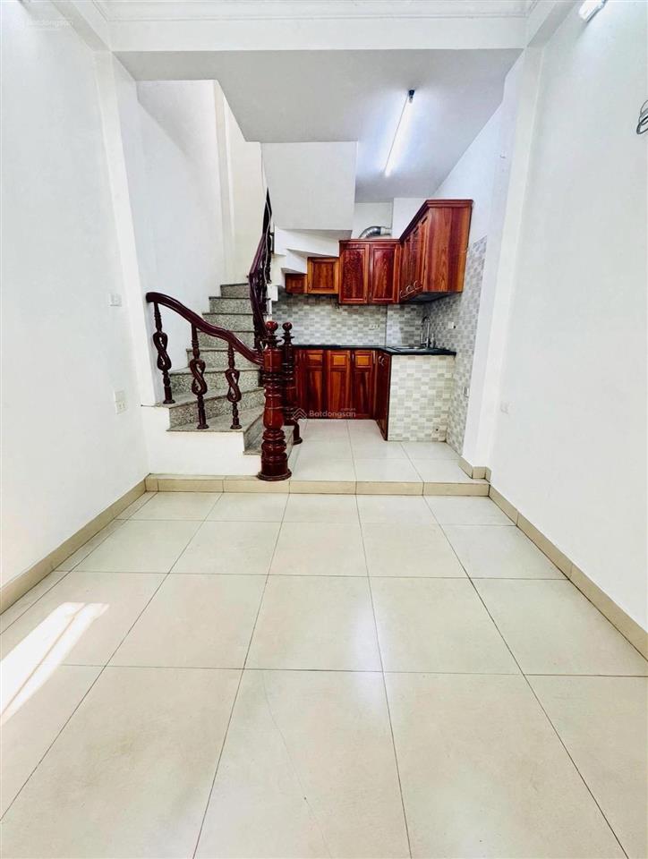 Minh khai 50m ra ô tô tránh 6 tầng x 27m2 ngõ ba gác thông nhỉnh 4 tỷ sẵn dòng tiền 8tr/tháng