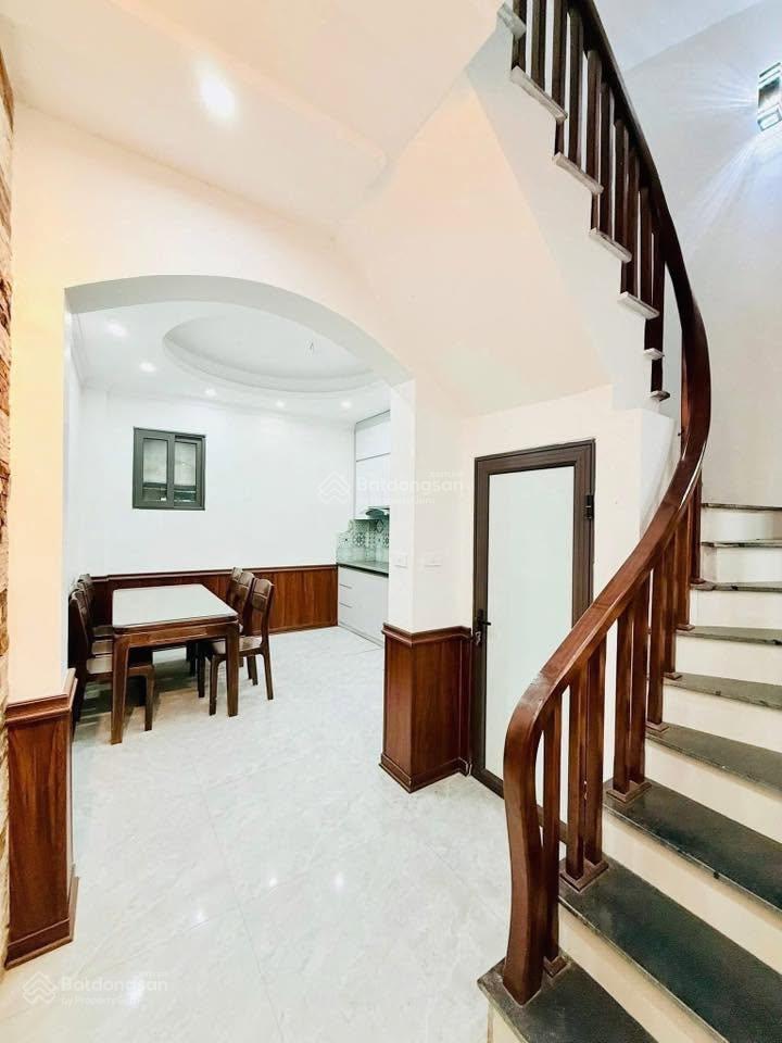 Rẻ quá! nhà mặt ngõ phố minh khai, thông dương văn bé chỉ 6 tỷ, 5 tầng 3 ngủ, full công năng