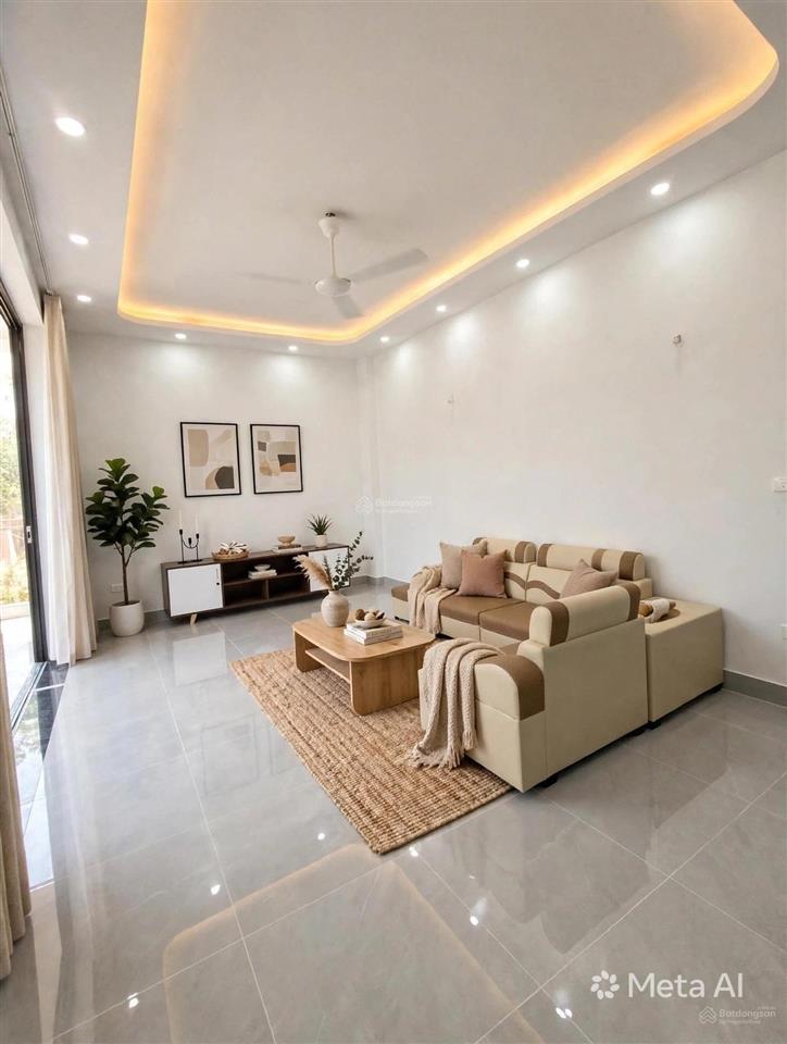 Bán nhà trương định 50m2 x 3 tầng, sân vườn, mới đẹp, ngõ thoáng, gần đh bách kinh  xây ở ngay