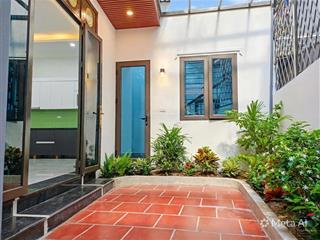Bán nhà trương định 50m2 x 3 tầng, sân vườn, mới đẹp, ngõ thoáng, gần đh bách kinh  xây ở ngay