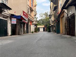 Bán nhà ba đình nhỉnh 9tỷ 6tầng thang máy,30m ra ôtô tránh hàng bún phan đình phùng, sổ vuông đep