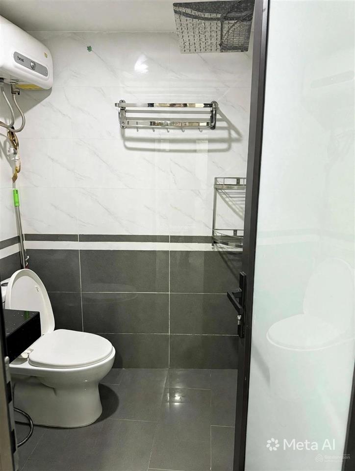 Bán nhà phố cổ hàng thùng  sát mặt phố siêu đẹp ở luỗn