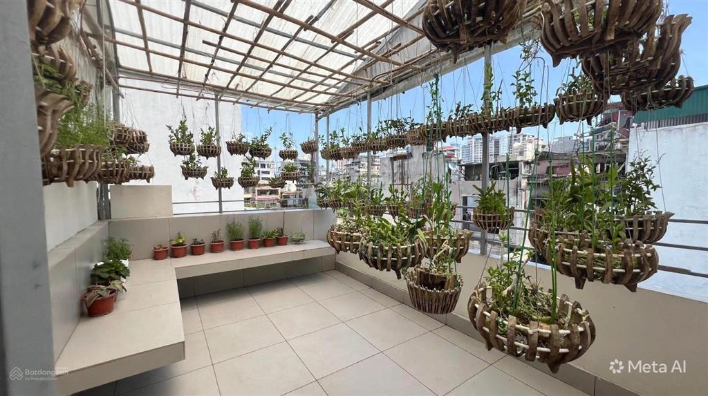 Bán nhà minh khai 5 tầng lô góc 3 thoáng, nở hậu, gần vđ2, sổ đỏ chính chủ