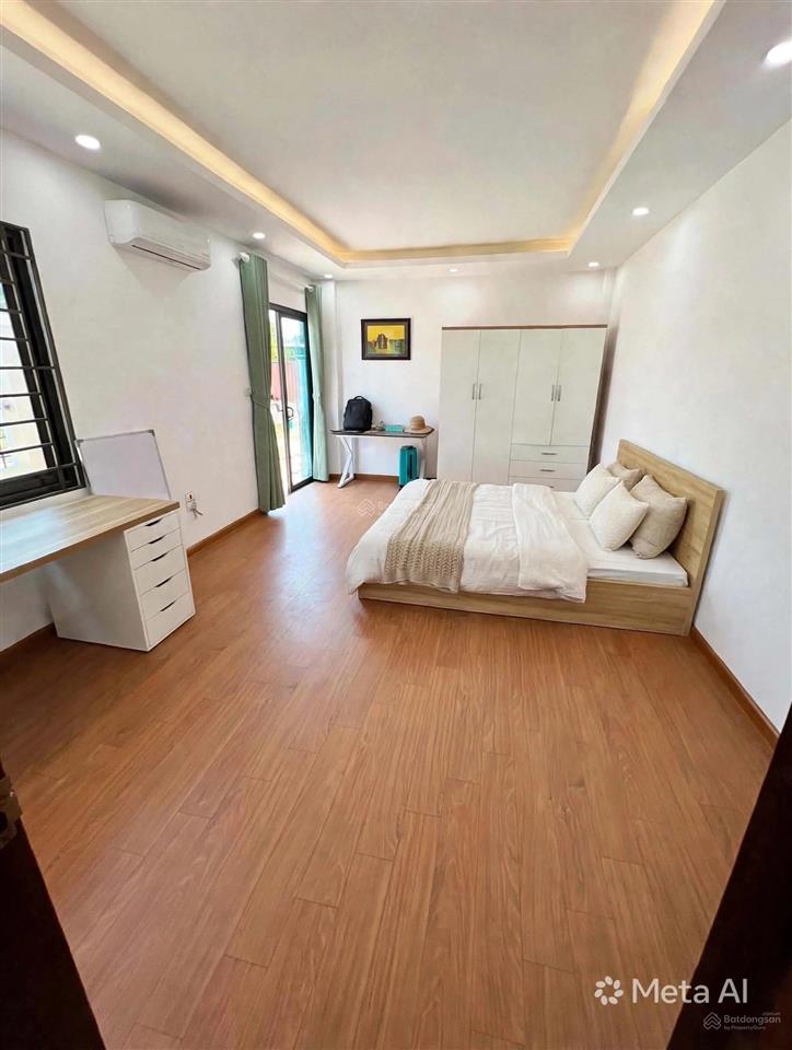 Hoàng mai  nhà đẹp ở ngay  55m2 x 5 tầng  nhỉnh 8 tỷ còn thương lượng