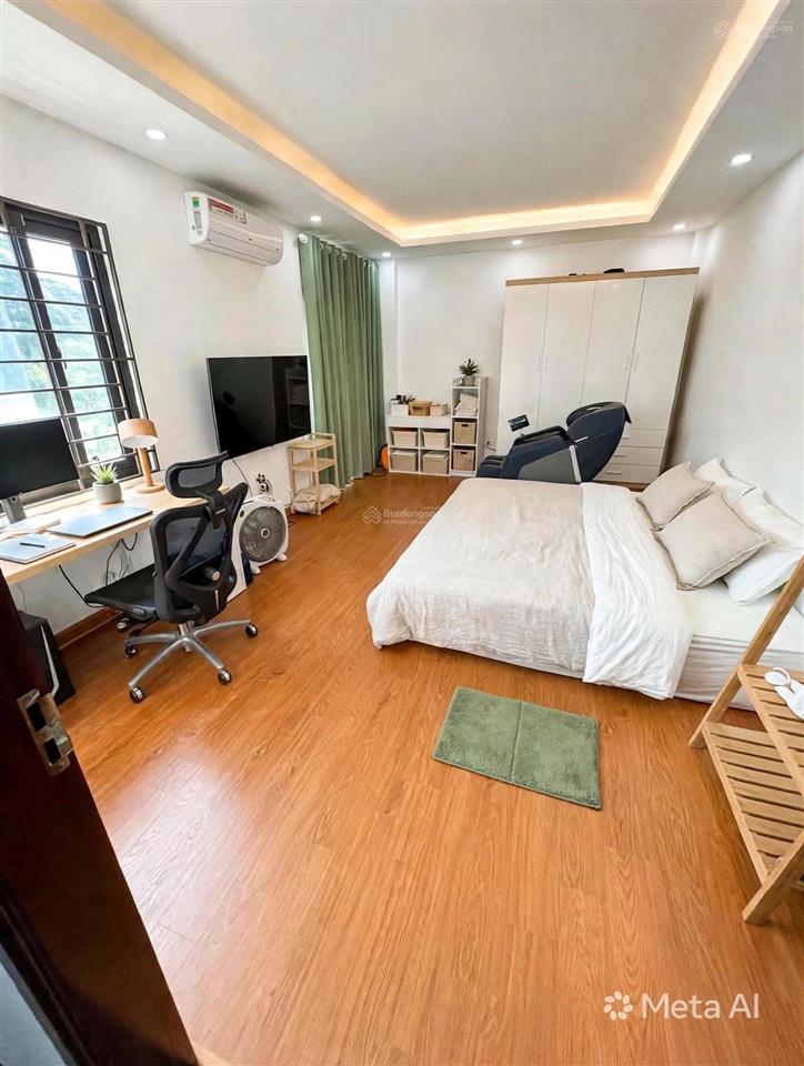 Hoàng mai  nhà đẹp ở ngay  55m2 x 5 tầng  nhỉnh 8 tỷ còn thương lượng