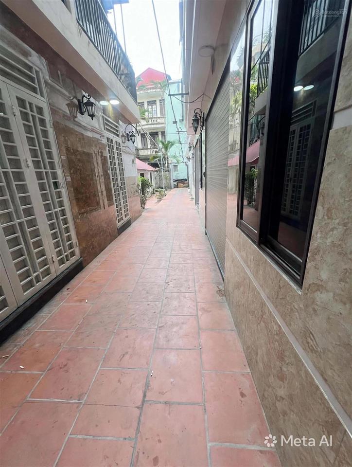 Hoàng mai  nhà đẹp ở ngay  55m2 x 5 tầng  nhỉnh 8 tỷ còn thương lượng