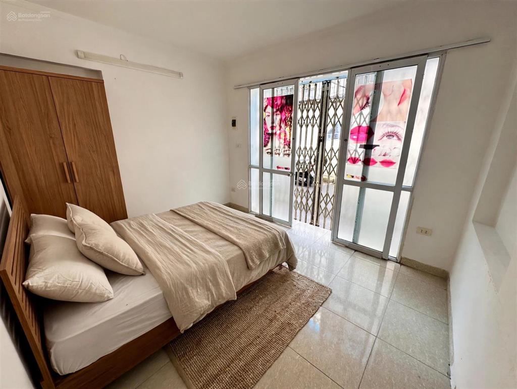 Siêu phẩm phố lương định của  phương mai 65m2  mặt tiền khủng ôtô vào nhà dừng đỗ cửa kinh doanh
