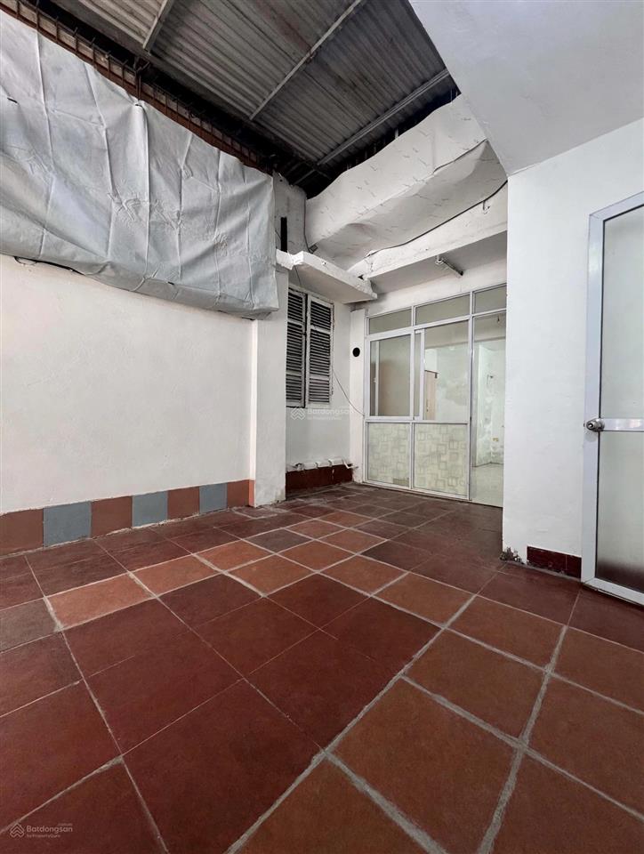 Siêu phẩm phố lương định của  phương mai 65m2  mặt tiền khủng ôtô vào nhà dừng đỗ cửa kinh doanh