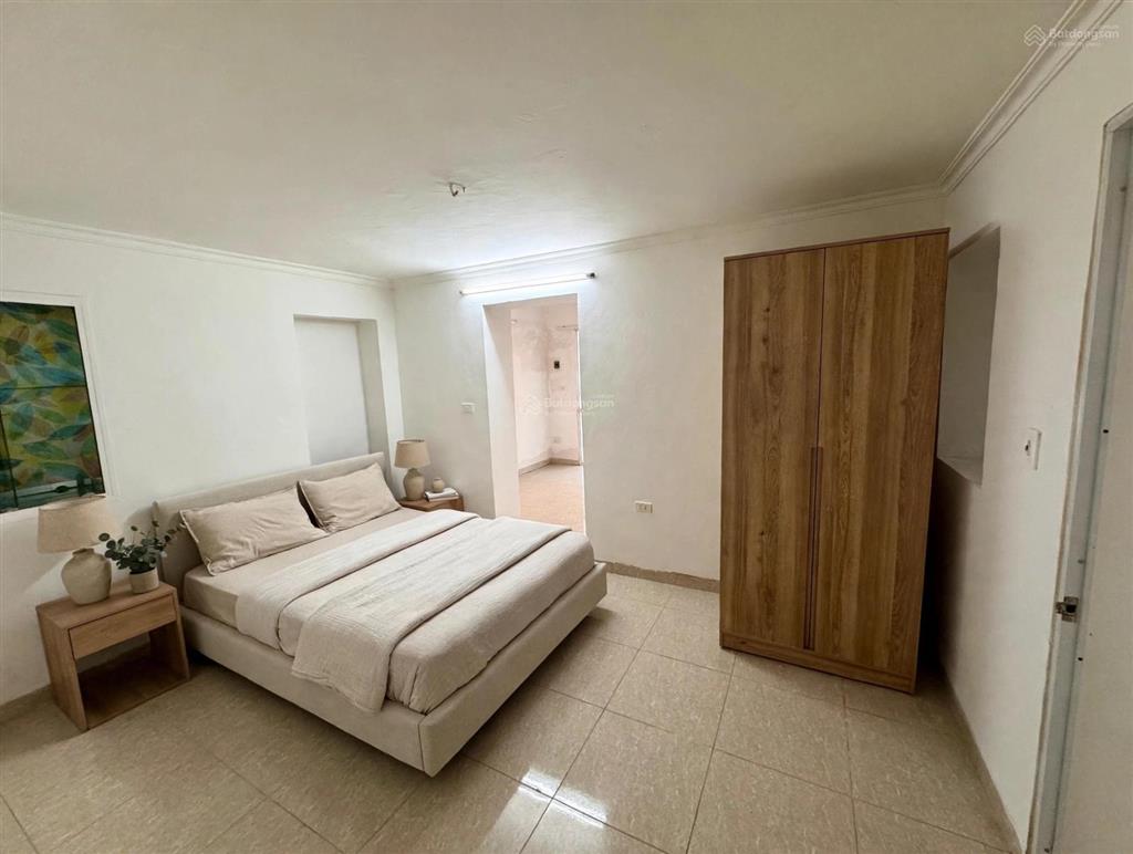 Siêu phẩm phố lương định của  phương mai 65m2  mặt tiền khủng ôtô vào nhà dừng đỗ cửa kinh doanh