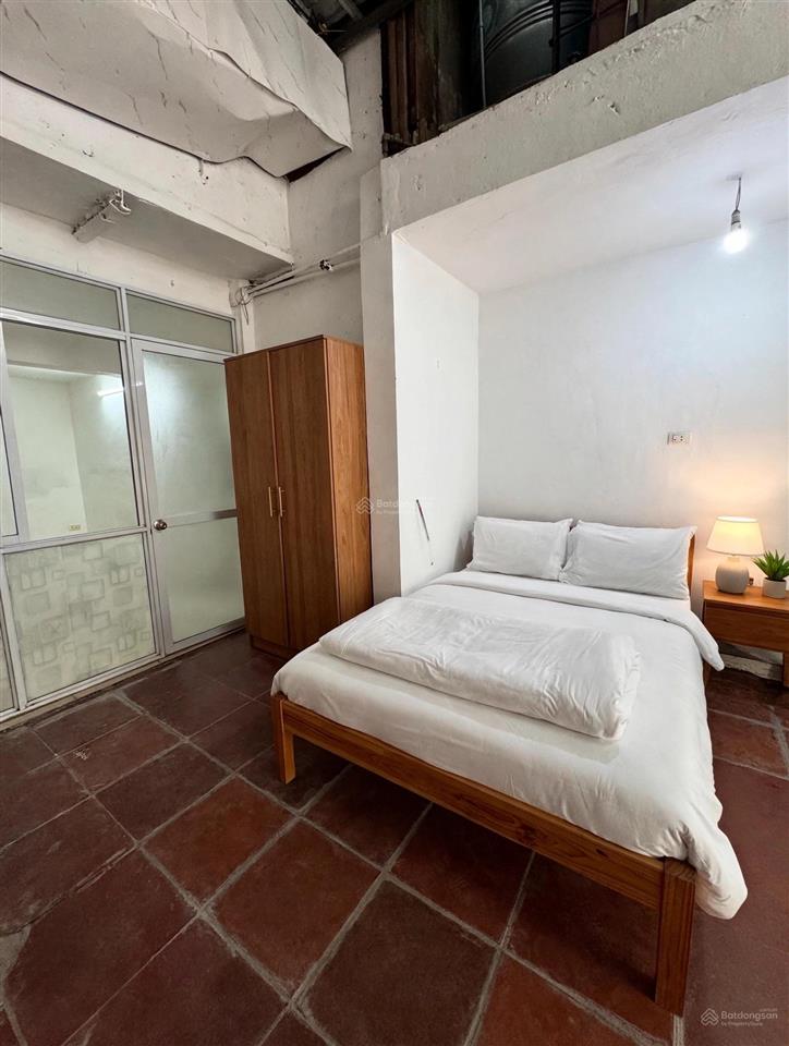 Siêu phẩm phố lương định của  phương mai 65m2  mặt tiền khủng ôtô vào nhà dừng đỗ cửa kinh doanh