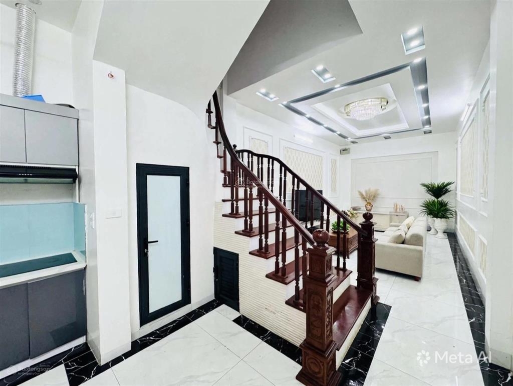 Mặt ngõ thông  ba gác tránh  65m2 x 4 tầng  sổ đỏ nở hậu  ngõ 146 hoàng mai