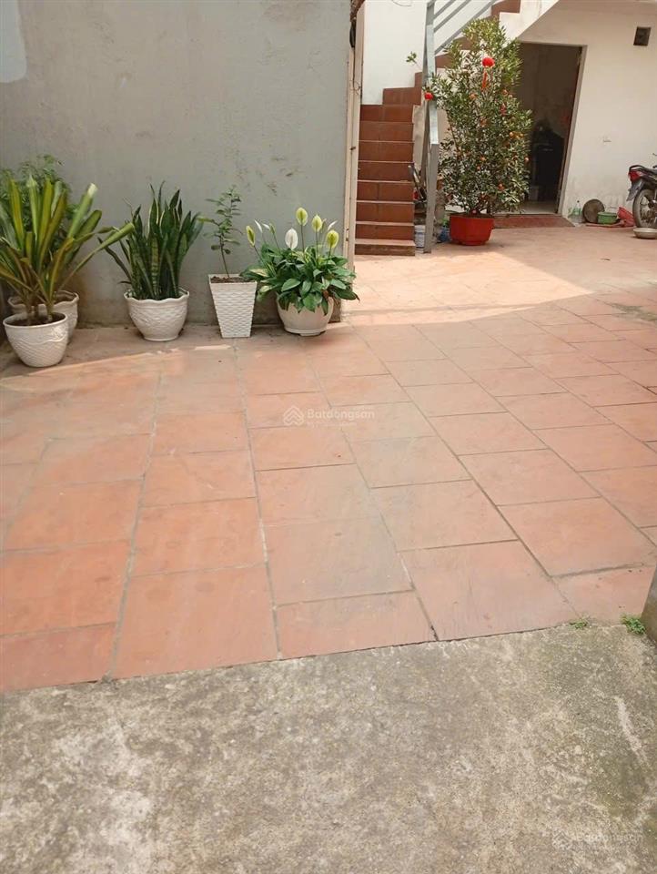 Bán nhà 2 tầng vị trí trung tâm chúc lý  ngọc hòa chỉ việc vào ở ngay