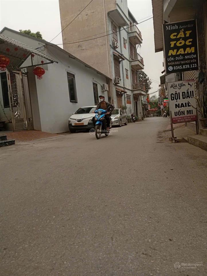 Bán nhà 2 tầng vị trí trung tâm chúc lý  ngọc hòa chỉ việc vào ở ngay