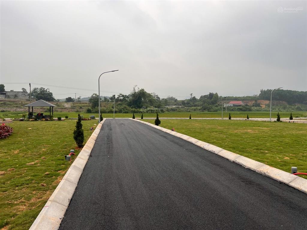Hơn 300 triệu có ngay đất đón đầu làn sóng hơn 50.000 công nhận tại ba đồi  lạc thủy