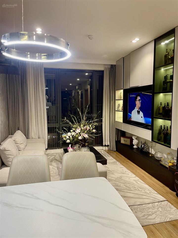 Tôi chính chủ rao bán căn hộ 2pn tại cc mipec riverside long biên