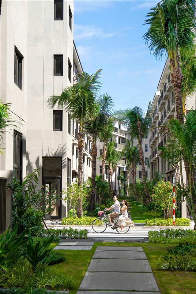 Chỉ hơn 4 tỉ ô góc mặt biển horizon bay. sổ đỏ lâu dài nhận ngay 450 triệu cđt.  0977 141 ***
