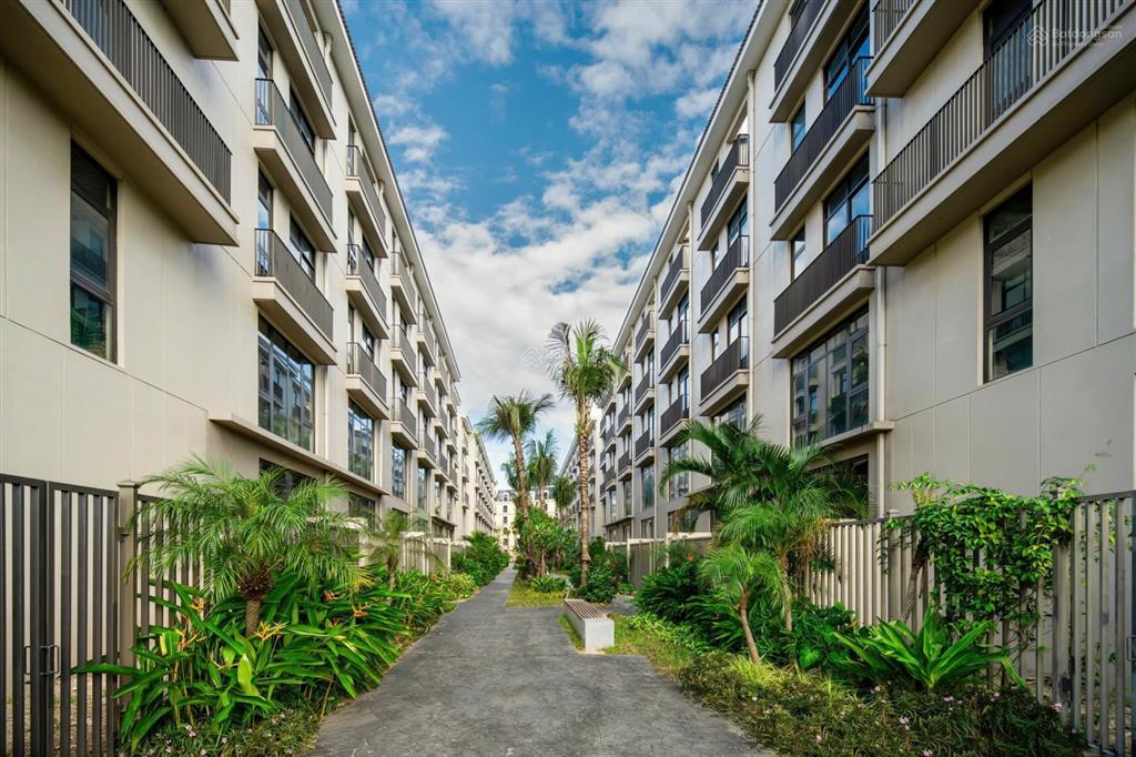 Chỉ trả trước 4tỷ ô góc mặt biển horizon bay sổ đỏ lâu dài nhận ngay 450 triệu cđt  0977 141 ***