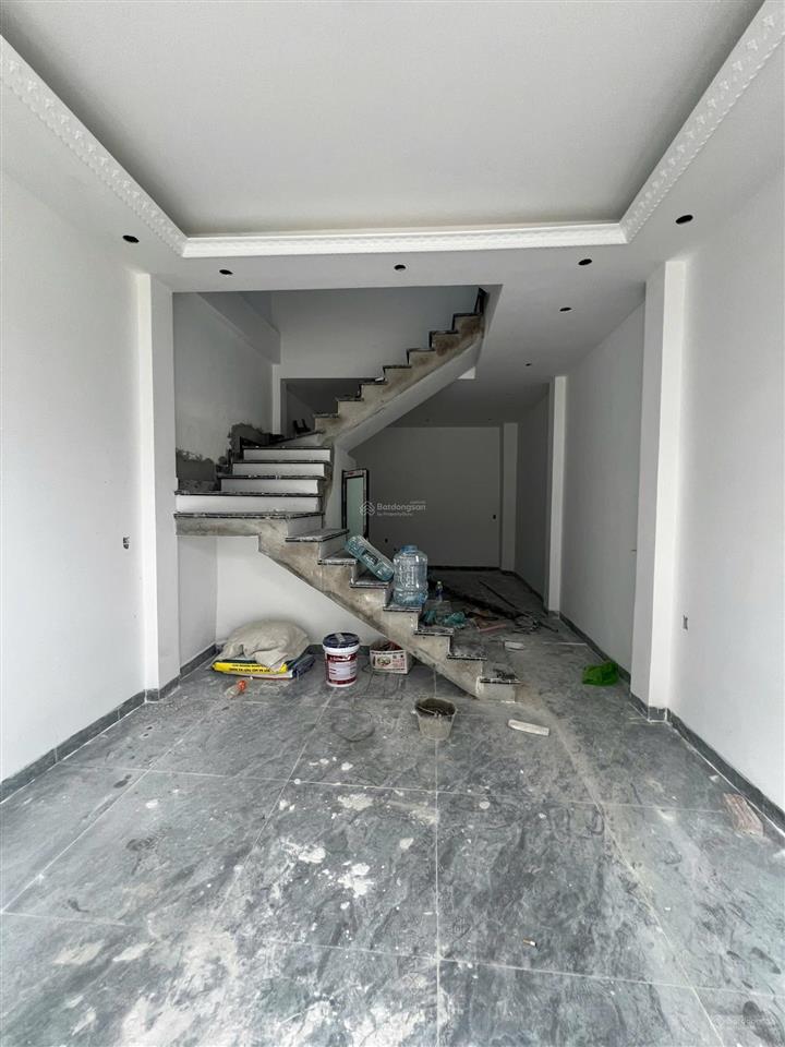 Chính chủ bán nhà 3 tầng  tổ 8 thị trấn an dương  giá 2,79 tỷ  40m2