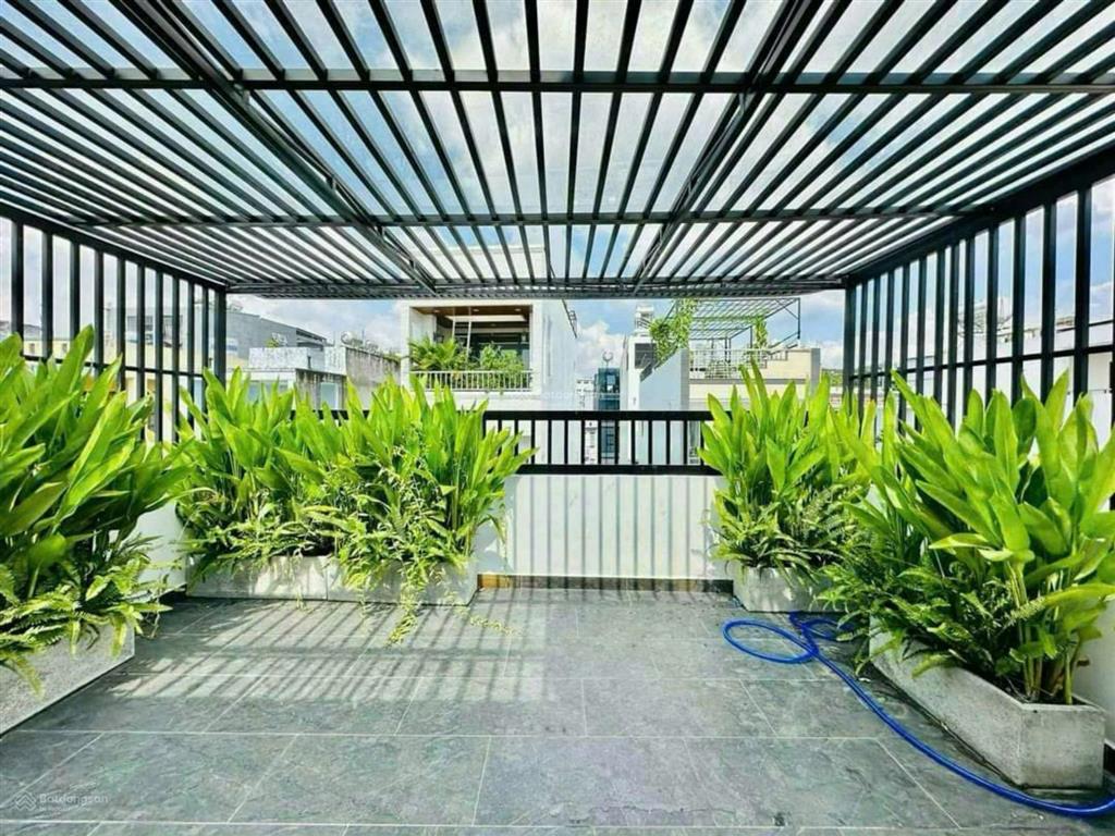 Cho thuê nhà mới xây 4 tầng, quận phú nhuận