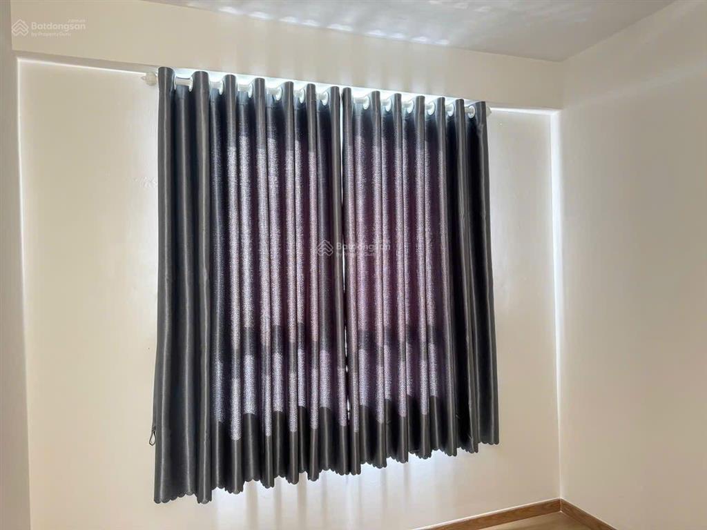 Cho thuê căn hộ saigon intela 50m2 full nội thất đầy đủ chỉ xách vali vào ở giá thuê 6tr500/tháng .