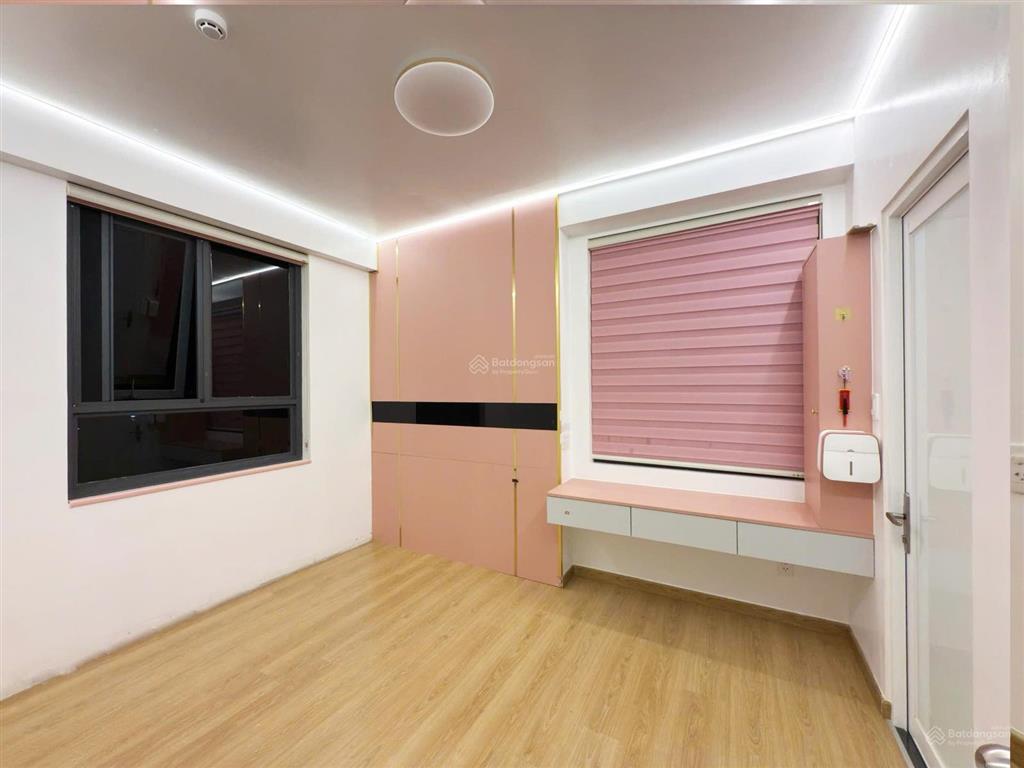 Cho thuê căn hộ saigon intela 50m2 full nội thất đầy đủ chỉ xách vali vào ở giá thuê 6tr500/tháng .
