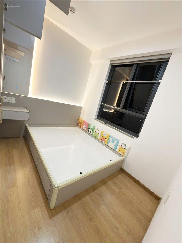 Cho thuê căn hộ saigon intela 50m2 full nội thất đầy đủ chỉ xách vali vào ở giá thuê 6tr500/tháng .