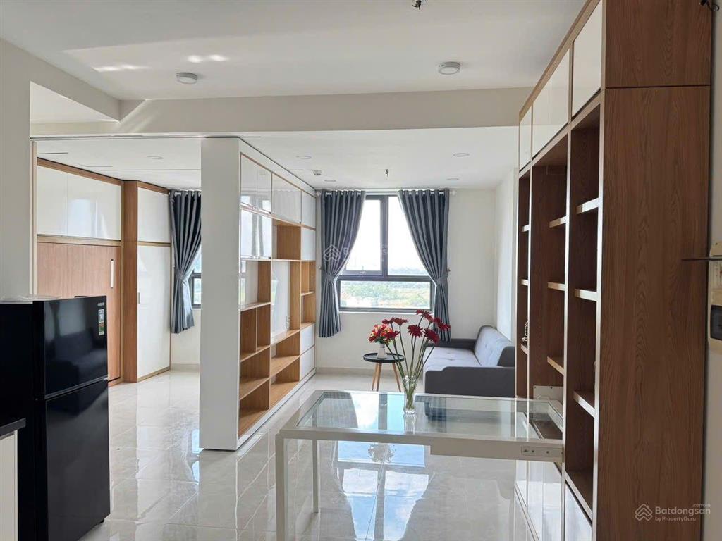 Cho thuê căn hộ saigon intela 50m2 full nội thất đầy đủ chỉ xách vali vào ở giá thuê 6tr500/tháng .
