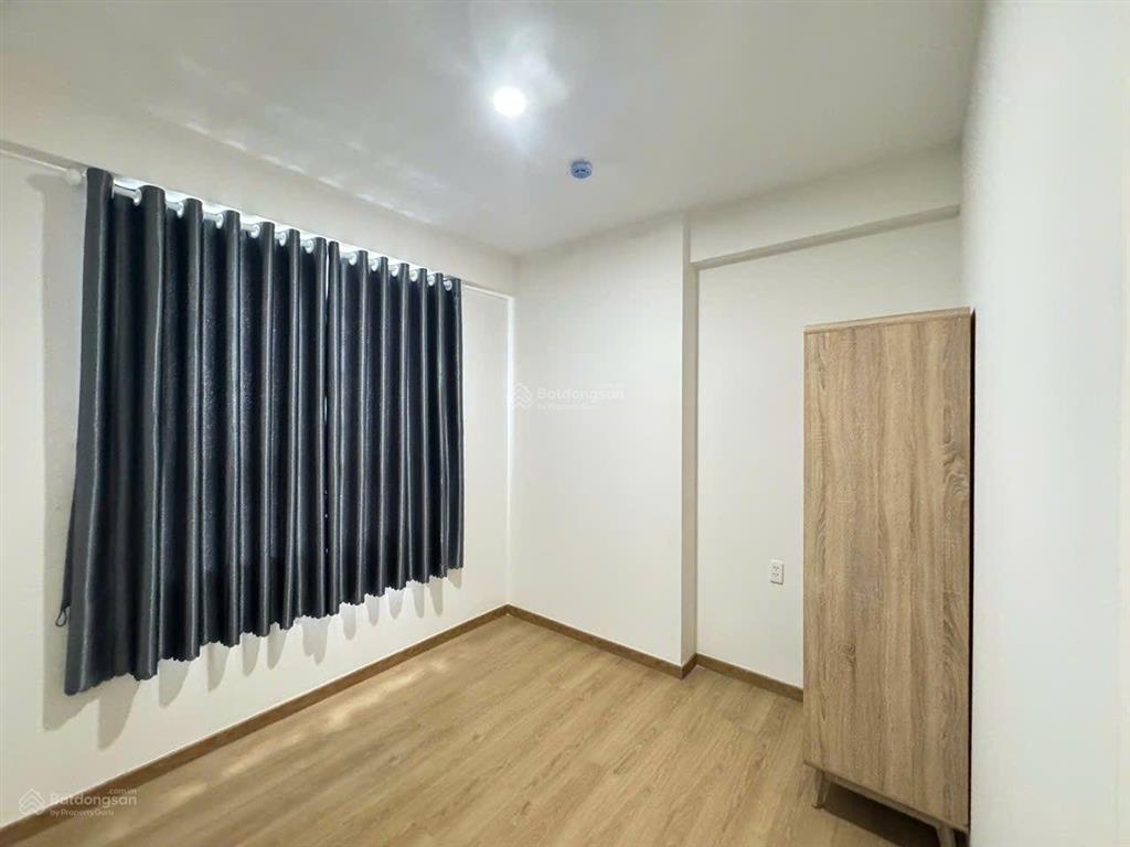 Cho thuê căn hộ saigon intela 50m2 full nội thất đầy đủ chỉ xách vali vào ở giá thuê 6tr500/tháng .