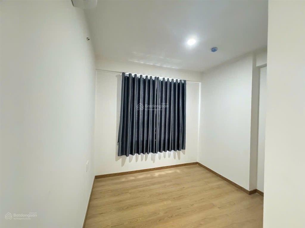 Cho thuê căn hộ saigon intela 50m2 full nội thất đầy đủ chỉ xách vali vào ở giá thuê 6tr500/tháng .
