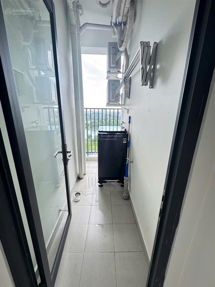 Cho thuê căn hộ saigon intela 50m2 full nội thất đầy đủ chỉ xách vali vào ở giá thuê 6tr500/tháng .