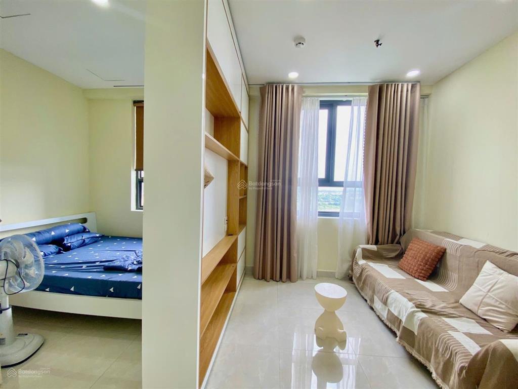 Bán căn hộ saigon intela 55m2 2pn 2wc nội thất cơ bản view đẹp giá 2tỷ200