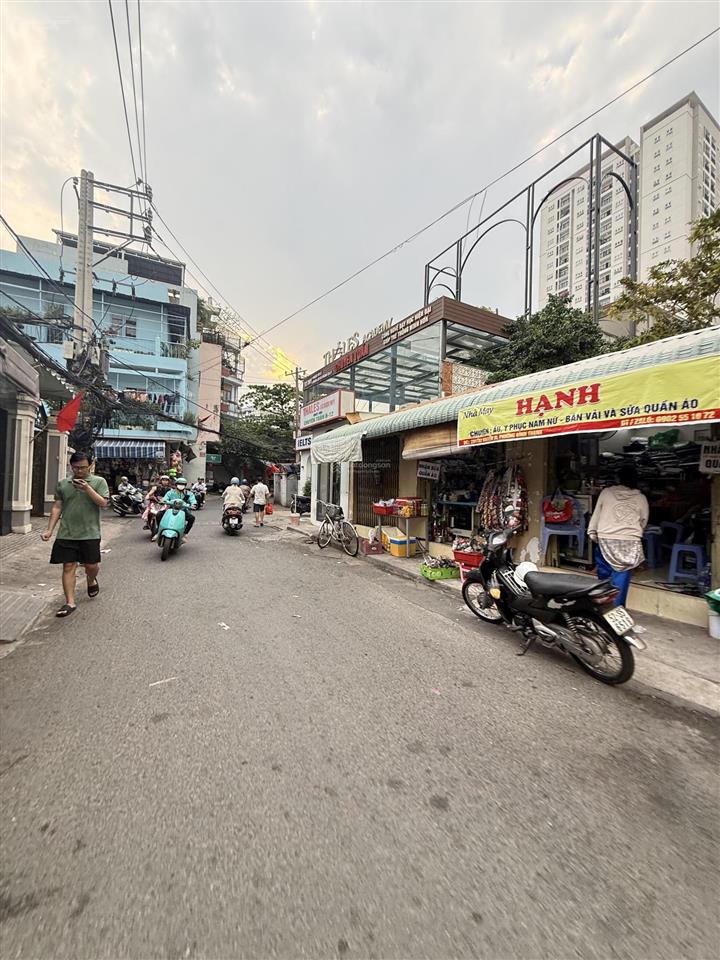 Bán nhà 3 tầng hẽm xe hơi nguyễn xí bình thạnh 72m2 chỉ 9.8 tỷ sổ vuông