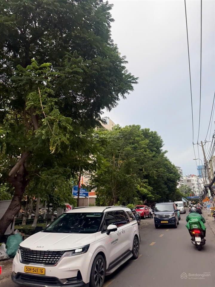 Bán shophouse kinh doanh 2 tầng 3pn 100m2 chỉ 8.3 tỷ, ngay mặt tiền phạm viết chánh