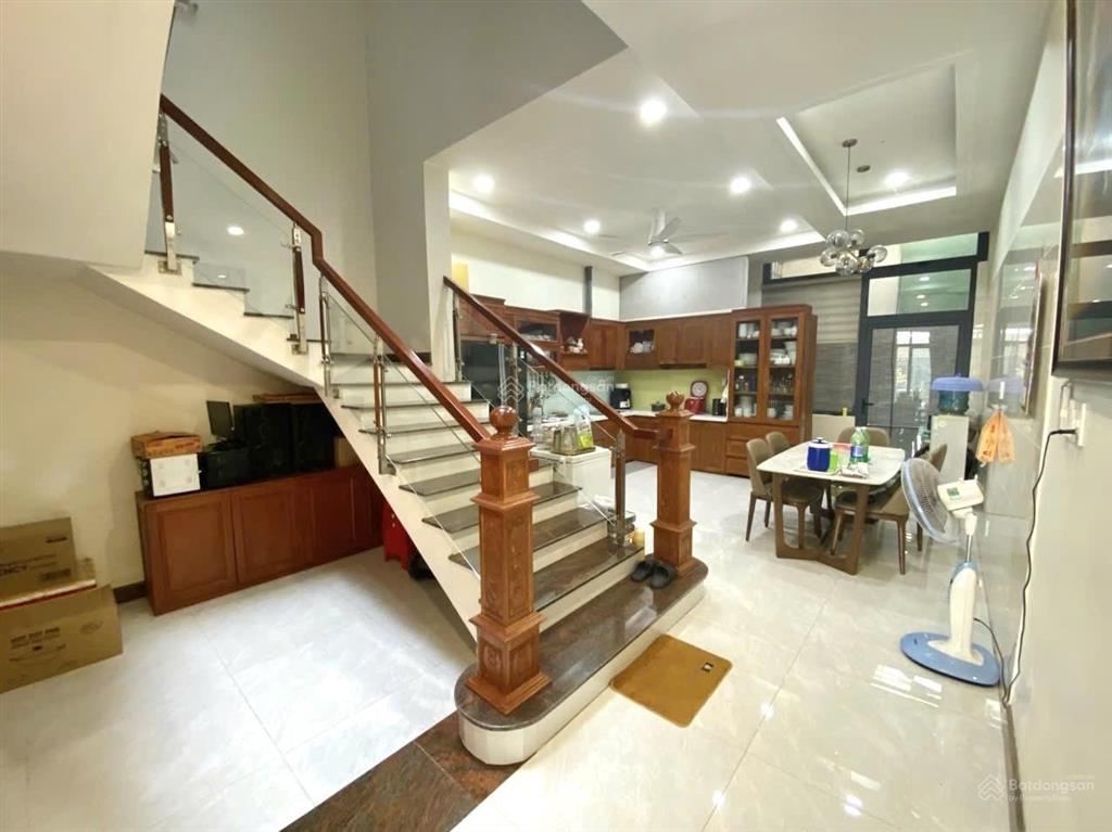 Bán nhà hẻm xe hơi nguyễn xiển sát vinhomes, 4 tầng 4 phòng nhà mới ở ngay, chỉ 5 tỷ