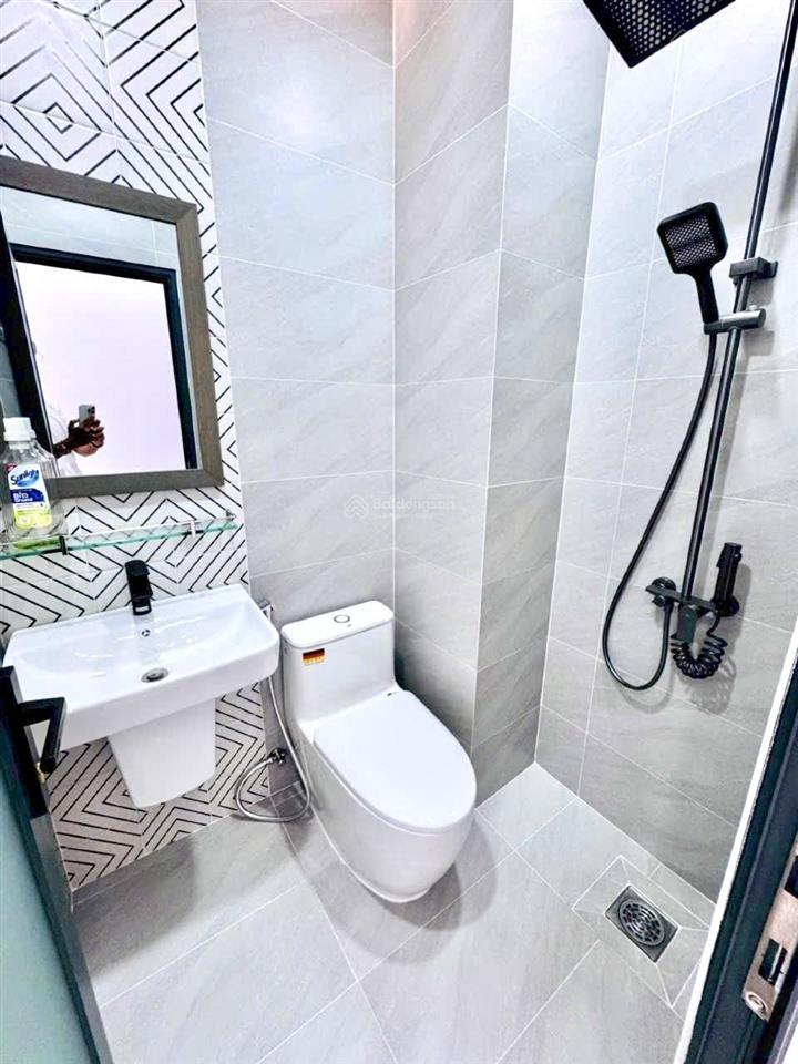 Bán nhà 1/ hẻm xe hơi trần bình trọng 4 tầng 3 pn 4wc, có phòng ngủ dưới trệt sổ vuông hoàn công