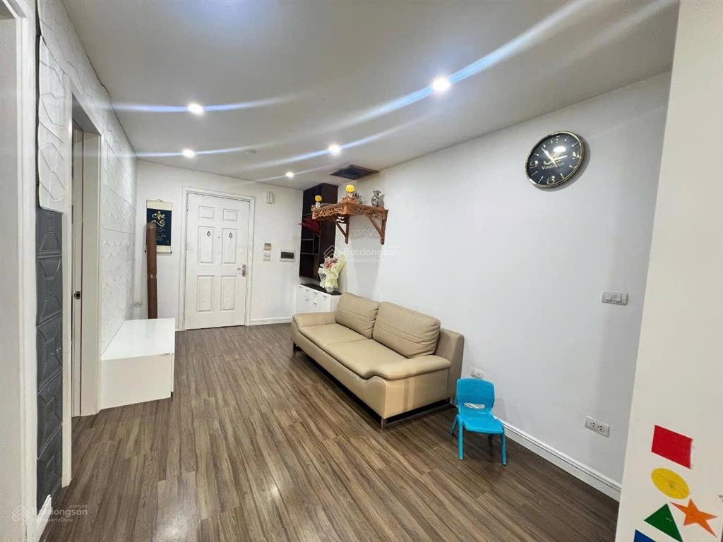 Căn hộ nhỉnh 2 tỷ diện tích 67m2 toà hh1 linh đàm, hoàng mai, hà nội