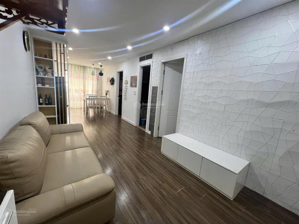 Căn hộ nhỉnh 2 tỷ diện tích 67m2 toà hh1 linh đàm, hoàng mai, hà nội