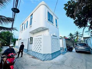 Siêu phẩm góc 2 mặt tiền  phường mỹ phong. dt6x14,3 có 3pn 3wc giá 2,65 tỷ có gara ô tô