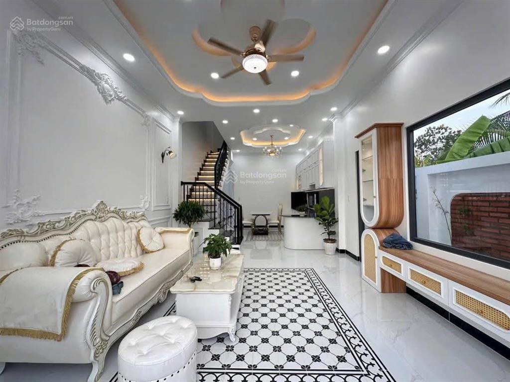 Siêu phẩm nhà sân vườn p. trung an, mỹ tho. có 3pn 3wc hướng tây. giá 3,26 tỷ tl