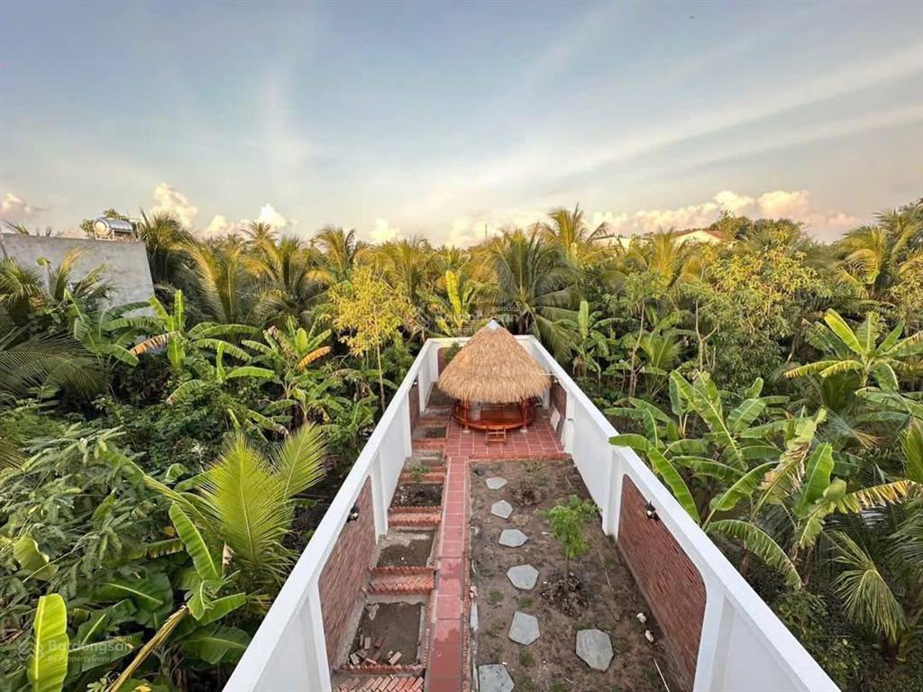 Siêu phẩm nhà sân vườn p. trung an, mỹ tho. có 3pn 3wc hướng tây. giá 3,26 tỷ tl