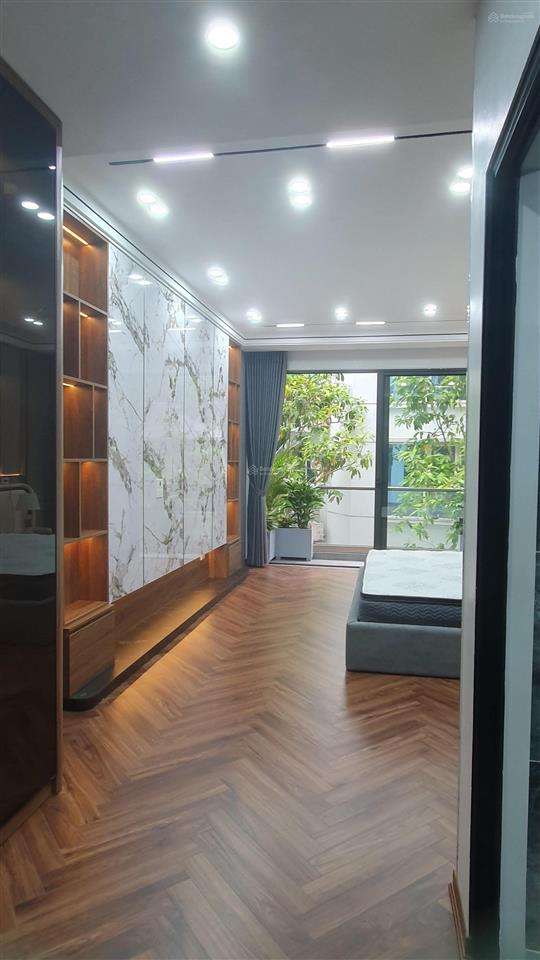 Nhà 8 tầng, thiết kế đẳng cấp, lâm hạ, bồ đề, hà nội. dt 50m2, giá tl