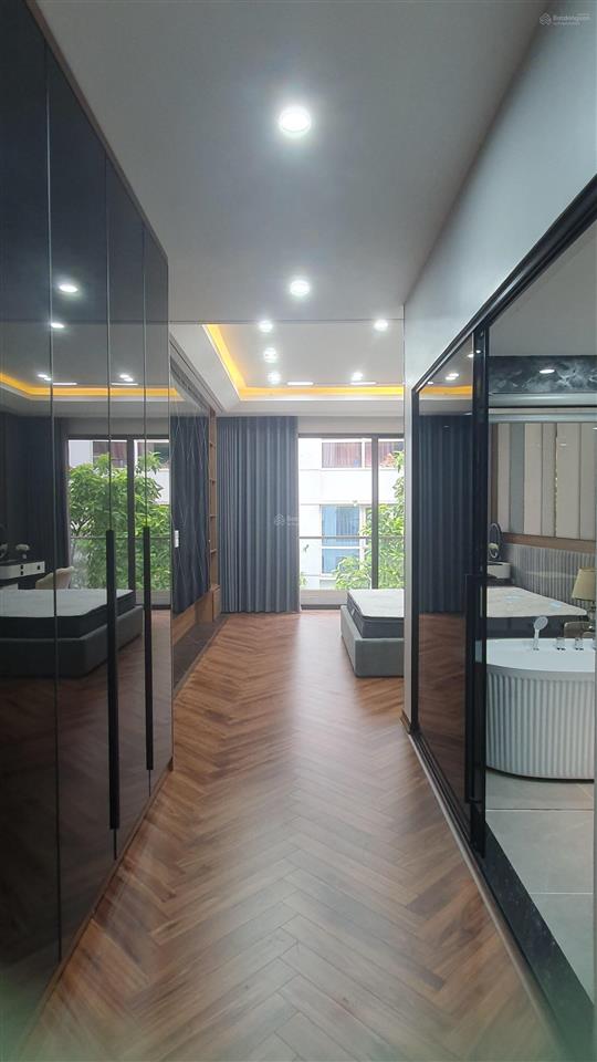 Nhà 8 tầng, thiết kế đẳng cấp, lâm hạ, bồ đề, hà nội. dt 50m2, giá tl